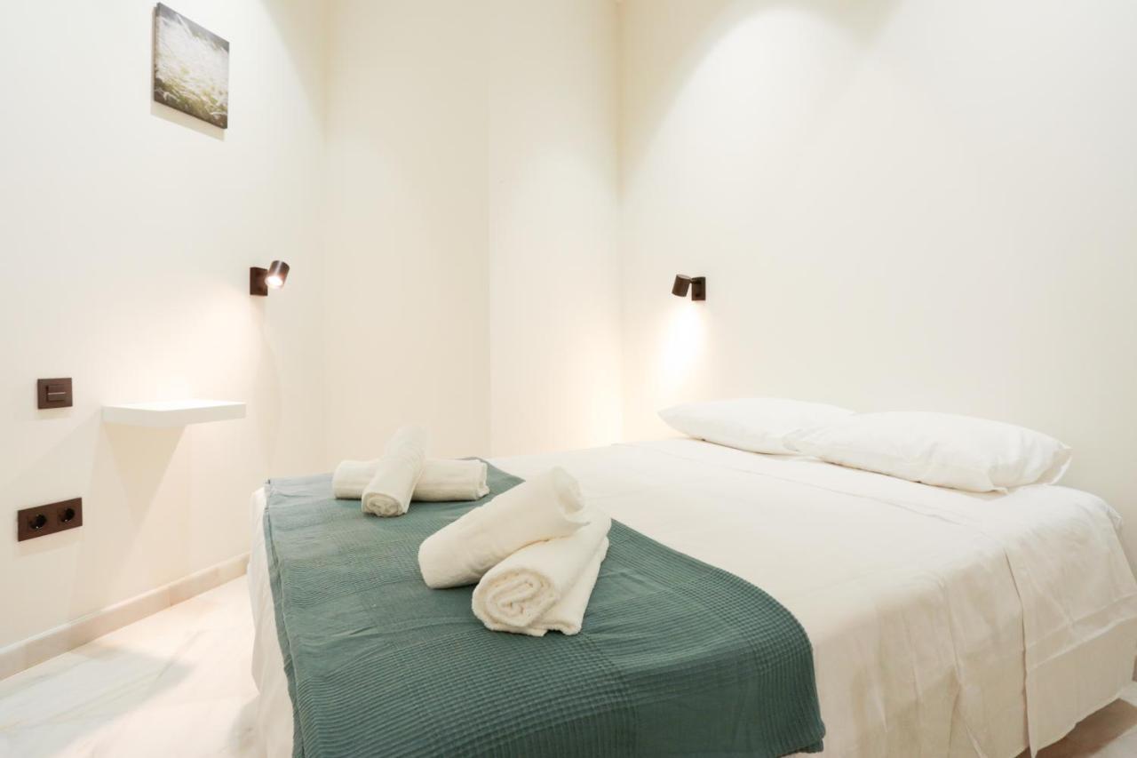 Monkeys Apartments Cervantes Seville Exterior photo