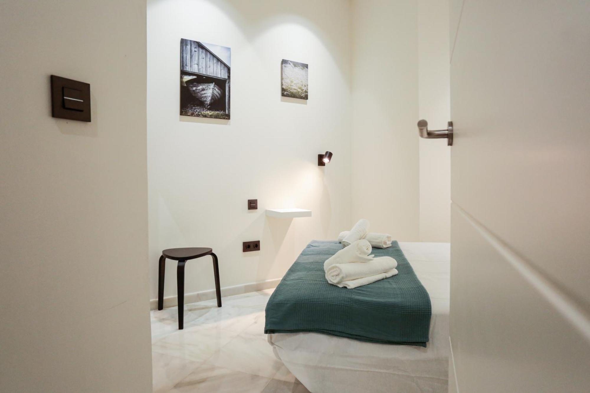 Monkeys Apartments Cervantes Seville Exterior photo